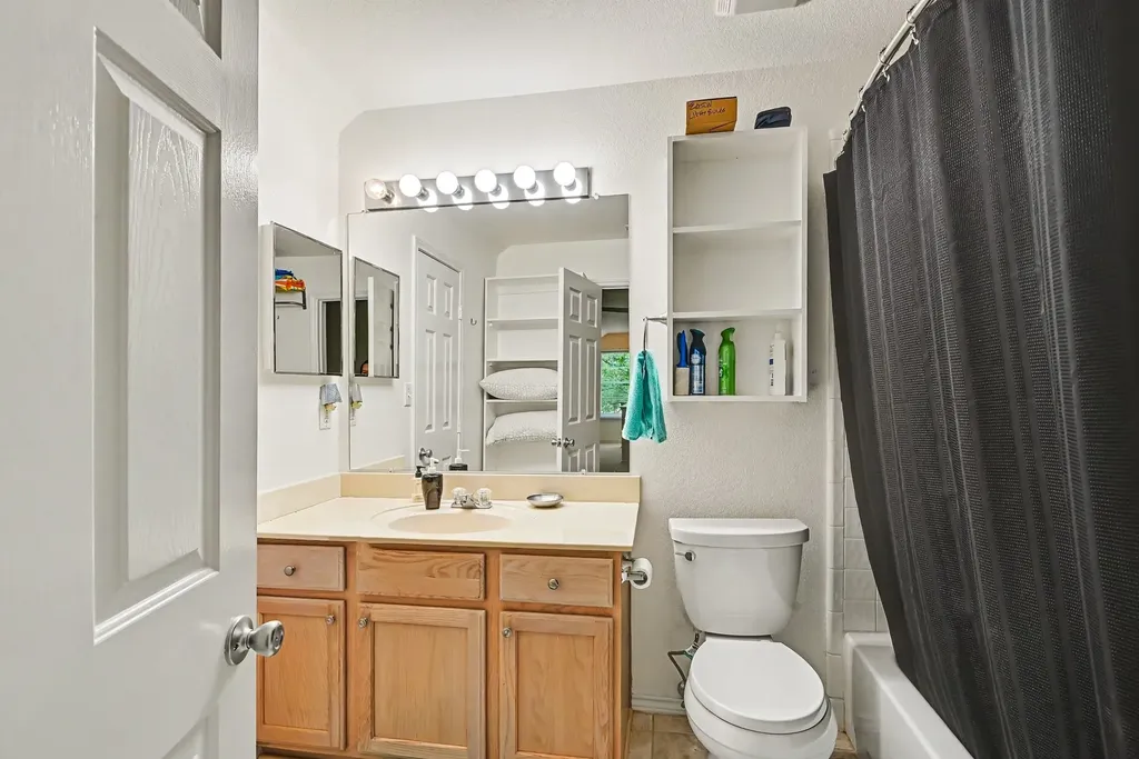 6123 Welden Court Fort Worth TX 76132