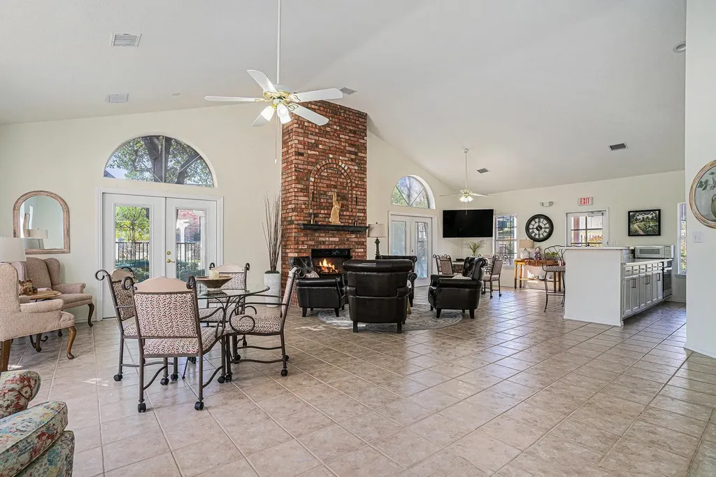6123 Welden Court Fort Worth TX 76132