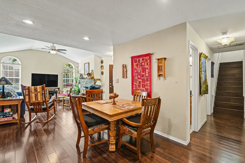 6123 Welden Court Fort Worth TX 76132