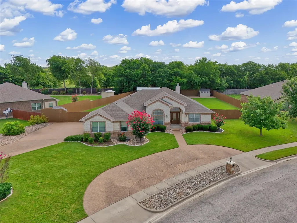 910 Springdale Lane Lorena TX 76655