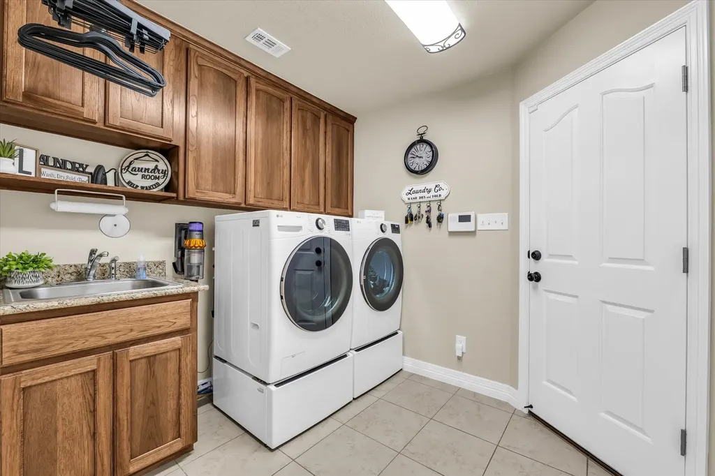 910 Springdale Lane Lorena TX 76655