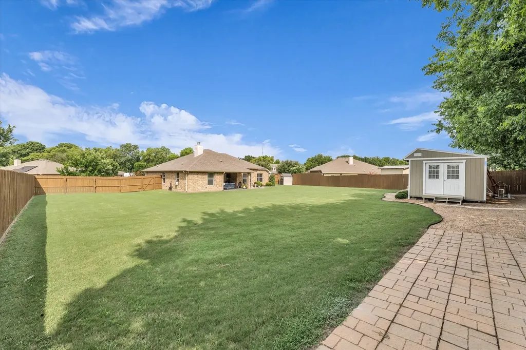 910 Springdale Lane Lorena TX 76655