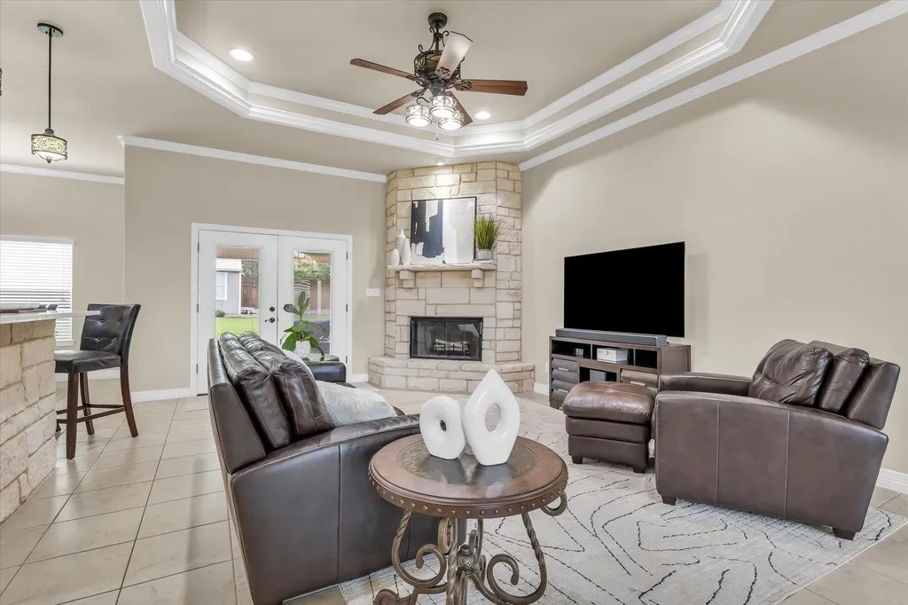 910 Springdale Lane Lorena TX 76655