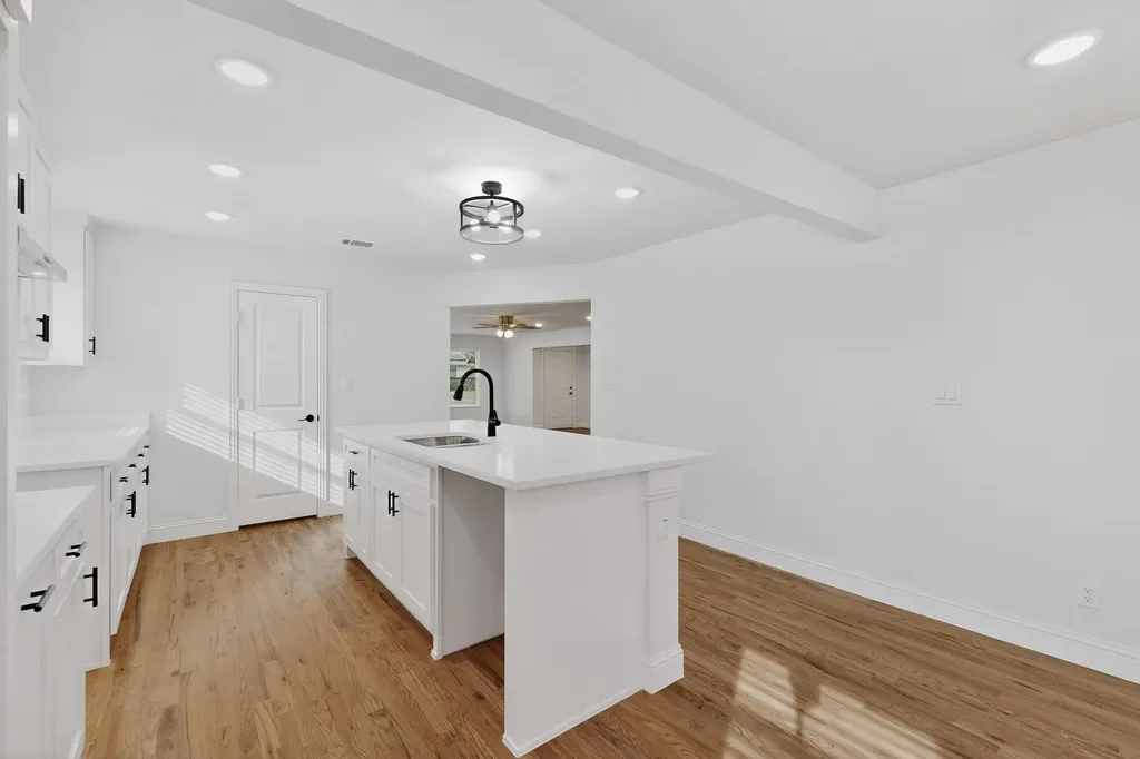 2534 Millermore Street Dallas TX 75216