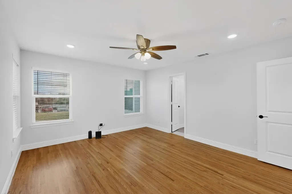 2534 Millermore Street Dallas TX 75216