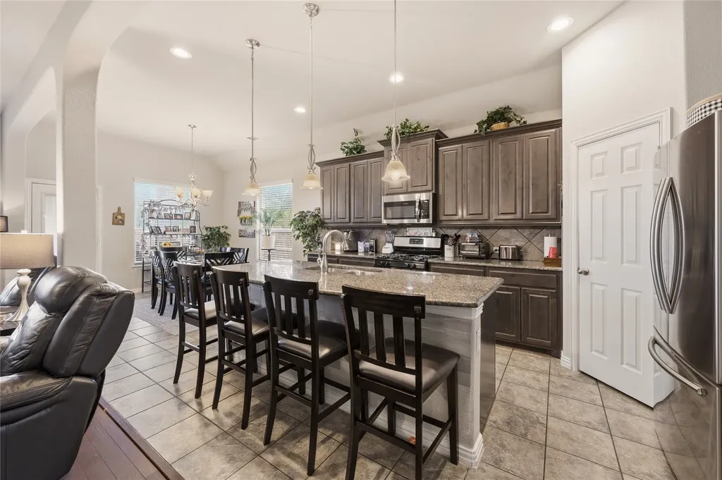 140 Chestnut Road Waxahachie TX 75165