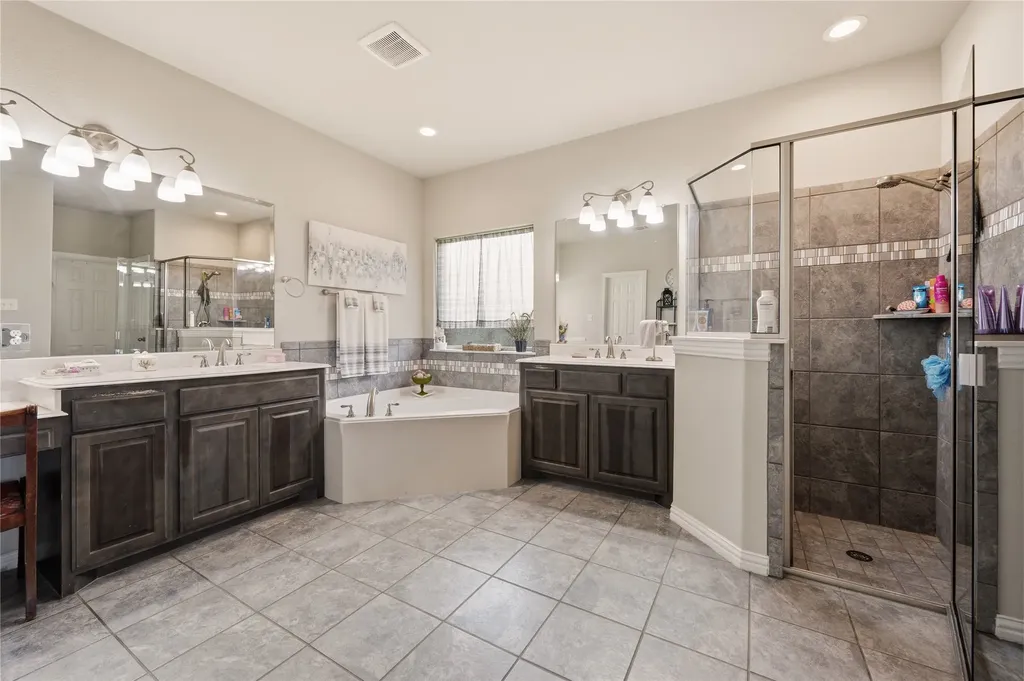 140 Chestnut Road Waxahachie TX 75165