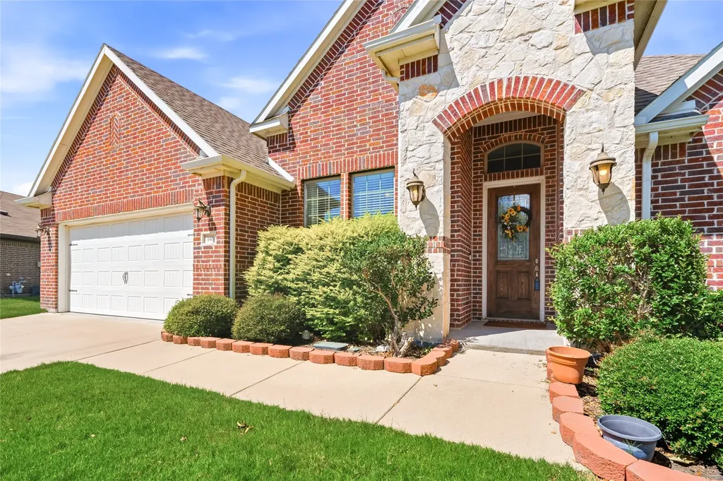 140 Chestnut Road Waxahachie TX 75165