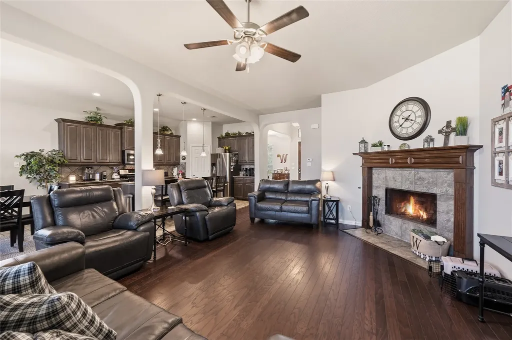 140 Chestnut Road Waxahachie TX 75165