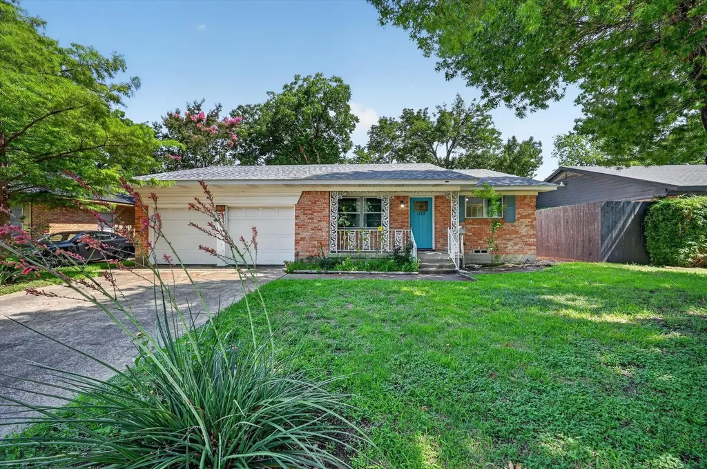 1113 Bandera Lane Garland TX 75040