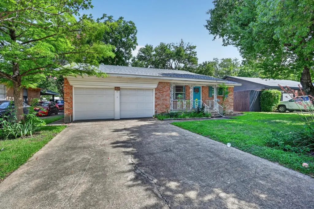 1113 Bandera Lane Garland TX 75040