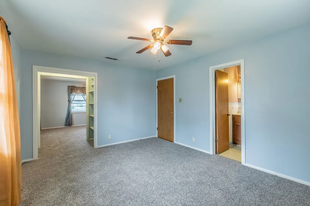 519 1st Street Hewitt TX 76643