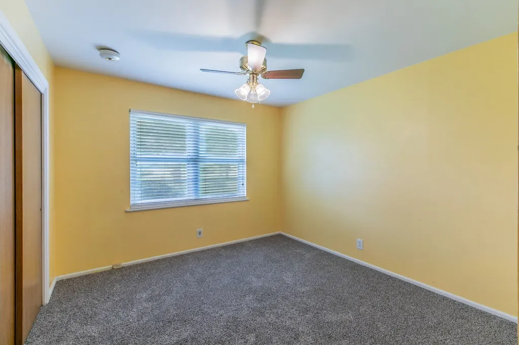 519 1st Street Hewitt TX 76643