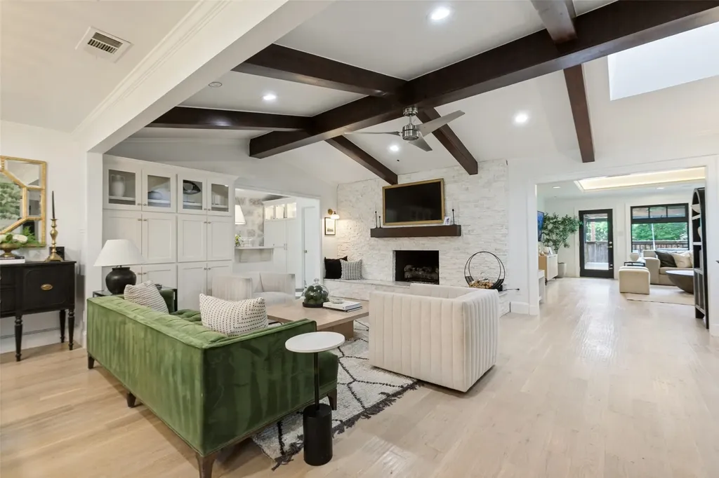 308 W Lookout Drive Richardson TX 75080