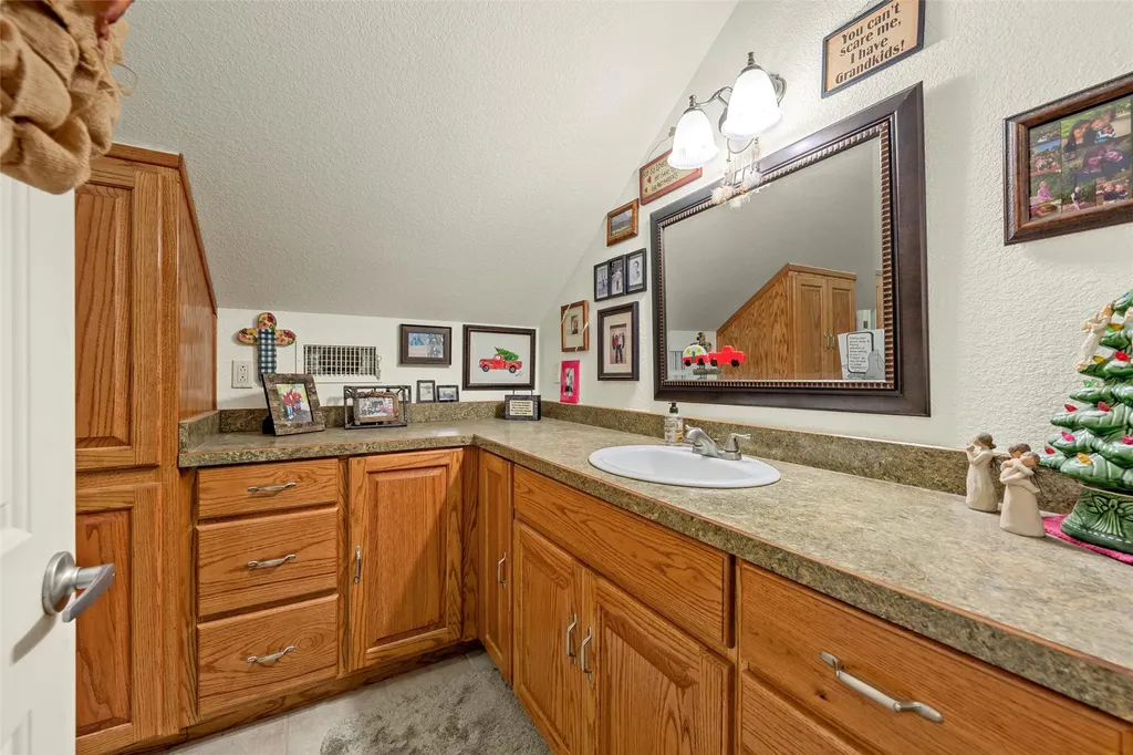 5835 N Fm 1744 Hico TX 76457