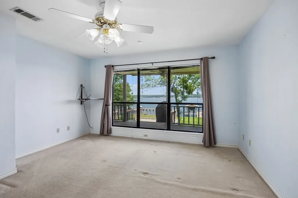 140 Pin Oak Drive Mabank TX 75156