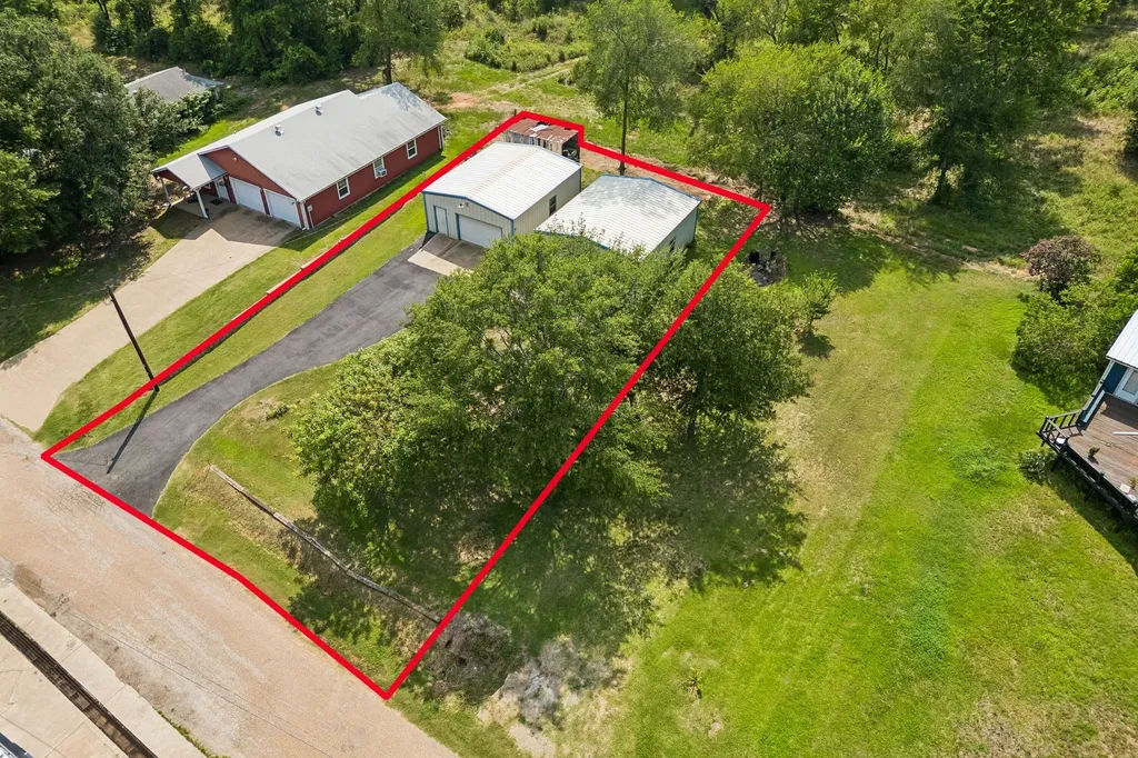 140 Pin Oak Drive Mabank TX 75156