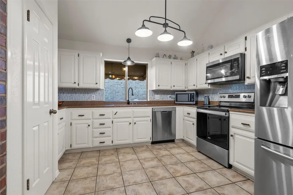 2723 Canyon Oaks Court Temple TX 76502