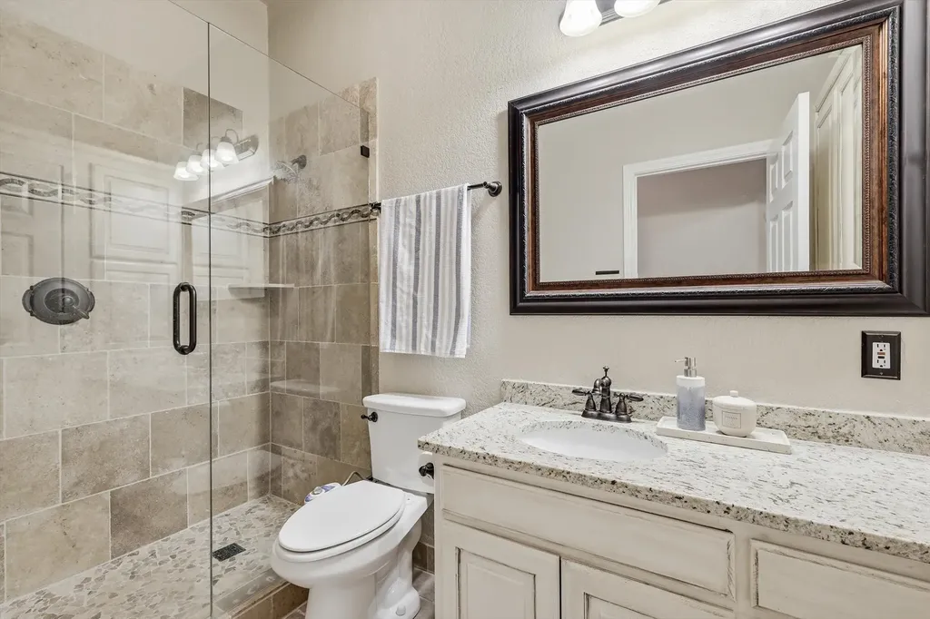 4111 Cimmaron Trail De Cordova TX 76049