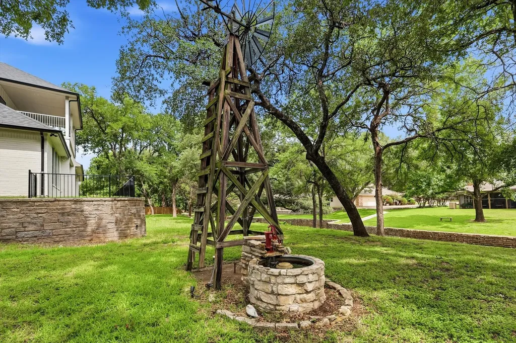 4111 Cimmaron Trail De Cordova TX 76049
