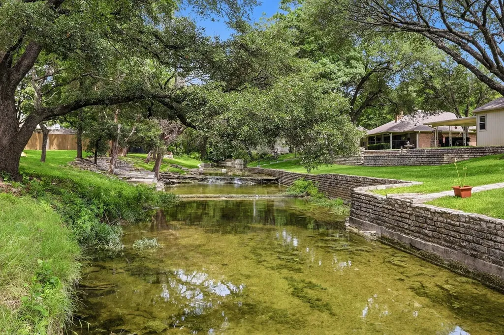 4111 Cimmaron Trail De Cordova TX 76049