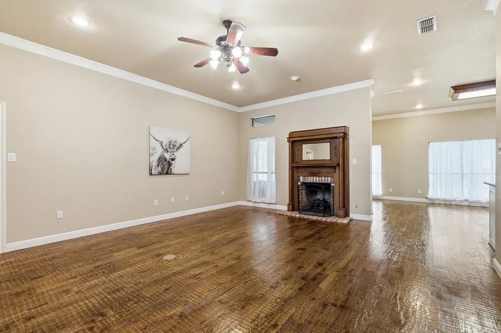 4111 Cimmaron Trail De Cordova TX 76049