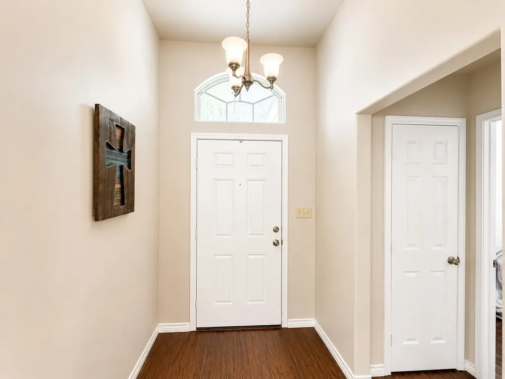 426 Oak Leaf Trail East Tawakoni TX 75472