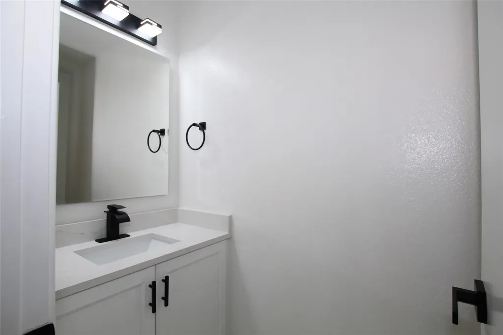 2910 Tanglewood Drive Lancaster TX 75134