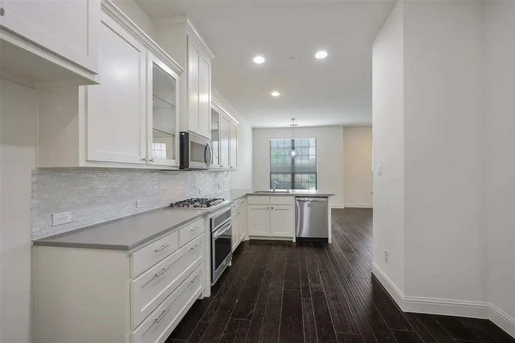 4683 Rhett Lane Carrollton TX 75010