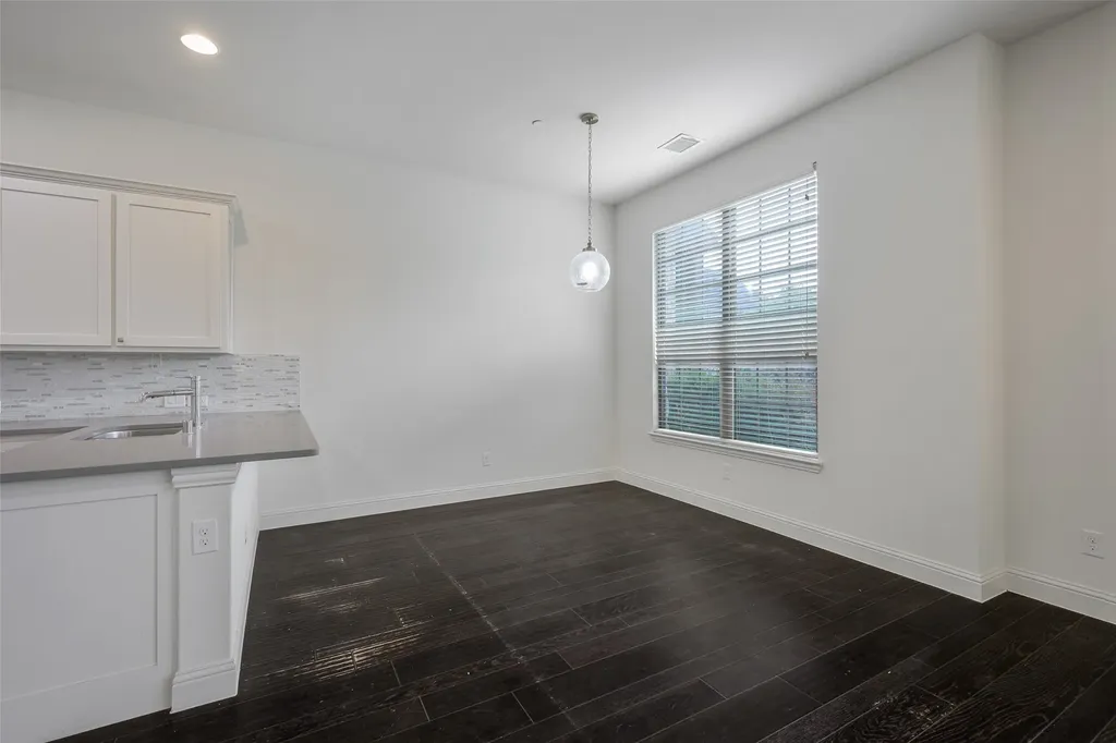 4683 Rhett Lane Carrollton TX 75010