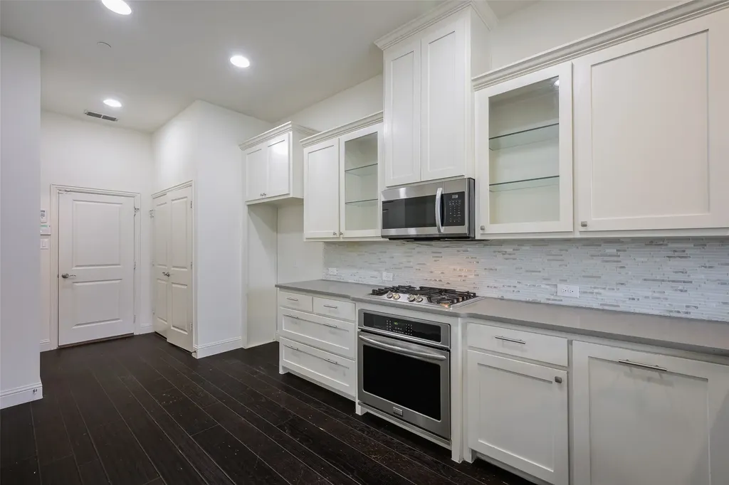 4683 Rhett Lane Carrollton TX 75010