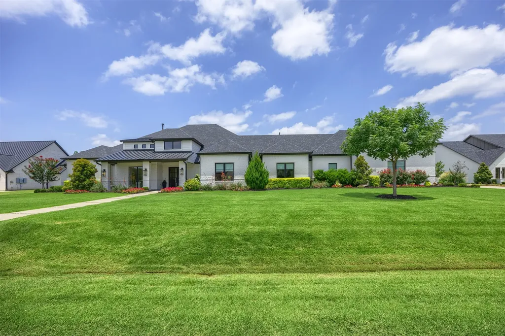 Celina TX, 2032 Honey Lane