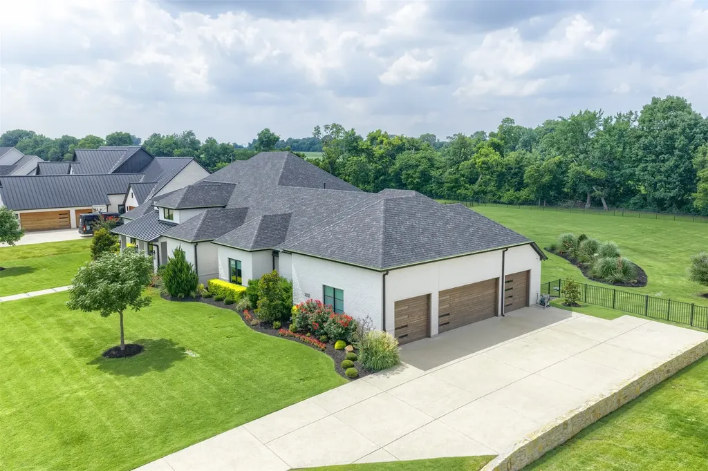 2032 Honey Lane Celina TX 75009