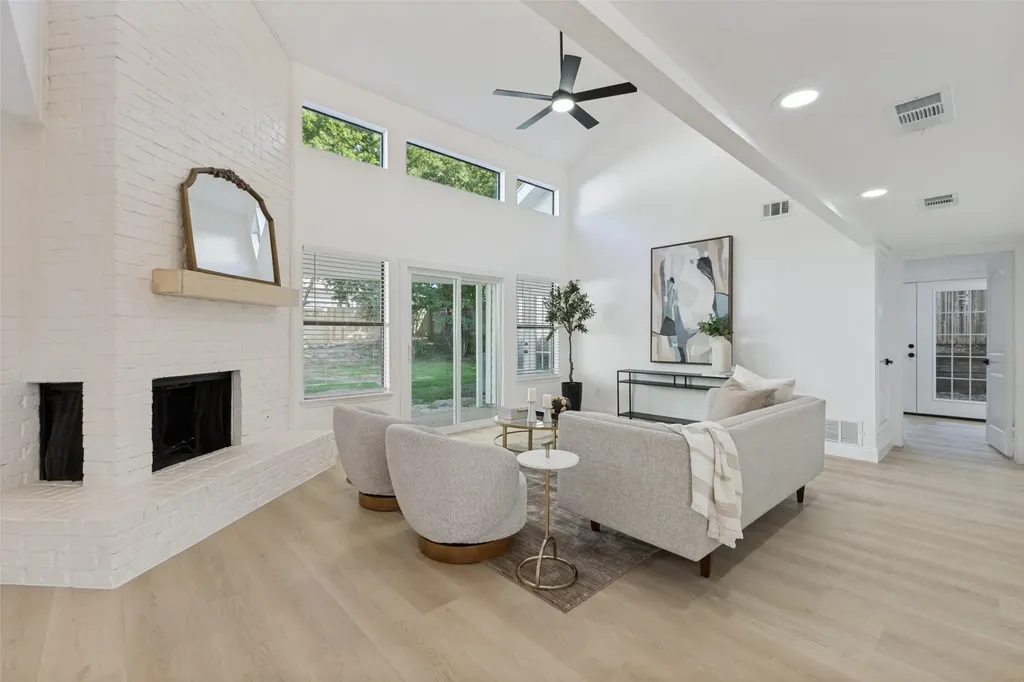 4721 Fallon Place Dallas TX 75227