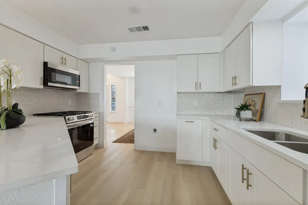 4721 Fallon Place Dallas TX 75227