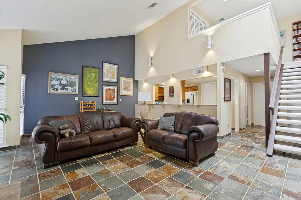 7450 Holly Hill Drive Dallas TX 75231