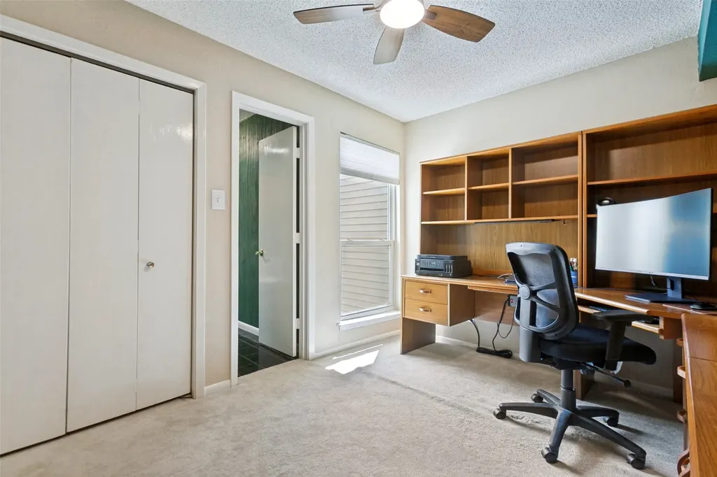 7450 Holly Hill Drive Dallas TX 75231