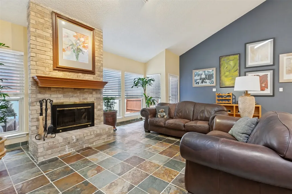 7450 Holly Hill Drive Dallas TX 75231