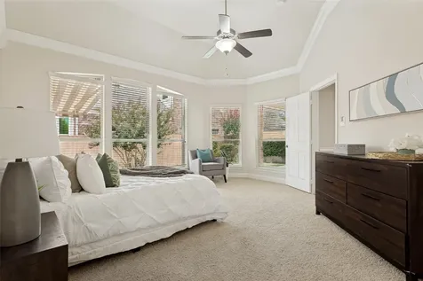 5529 Dearborn Lane Garland TX 75040