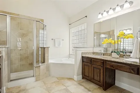 5529 Dearborn Lane Garland TX 75040