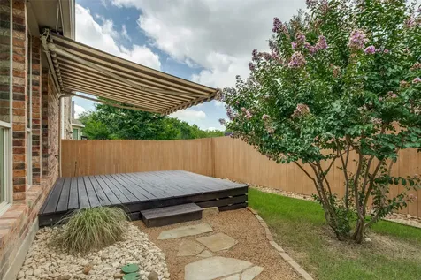5529 Dearborn Lane Garland TX 75040