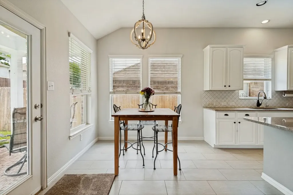314 Blackhaw Drive Fate TX 75087