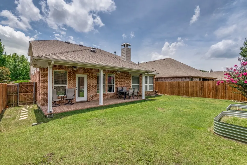 314 Blackhaw Drive Fate TX 75087