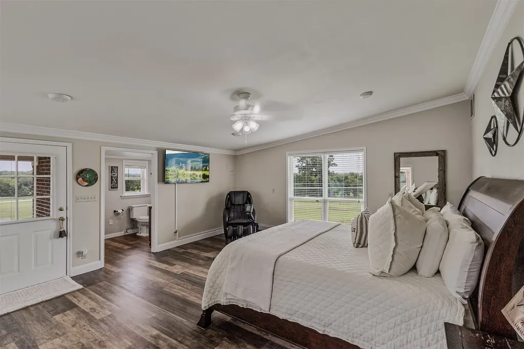 339 Colwell Road Forestburg TX 76239