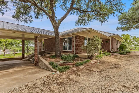 339 Colwell Road Forestburg TX 76239