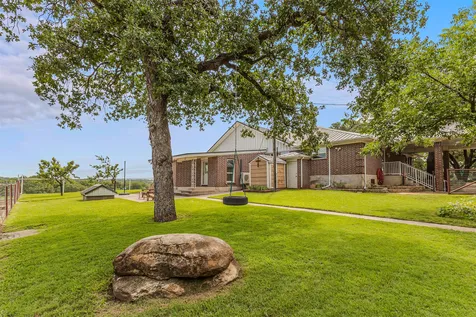339 Colwell Road Forestburg TX 76239