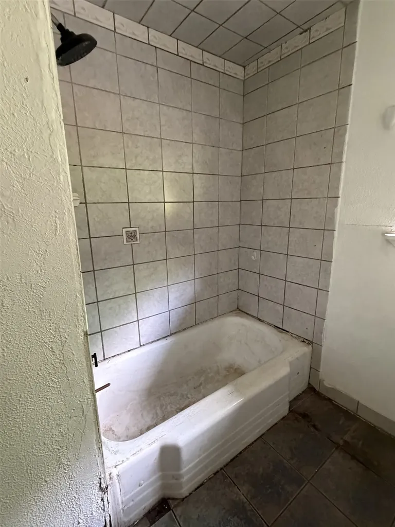 3217 Lakeland Street Fort Worth TX 76111