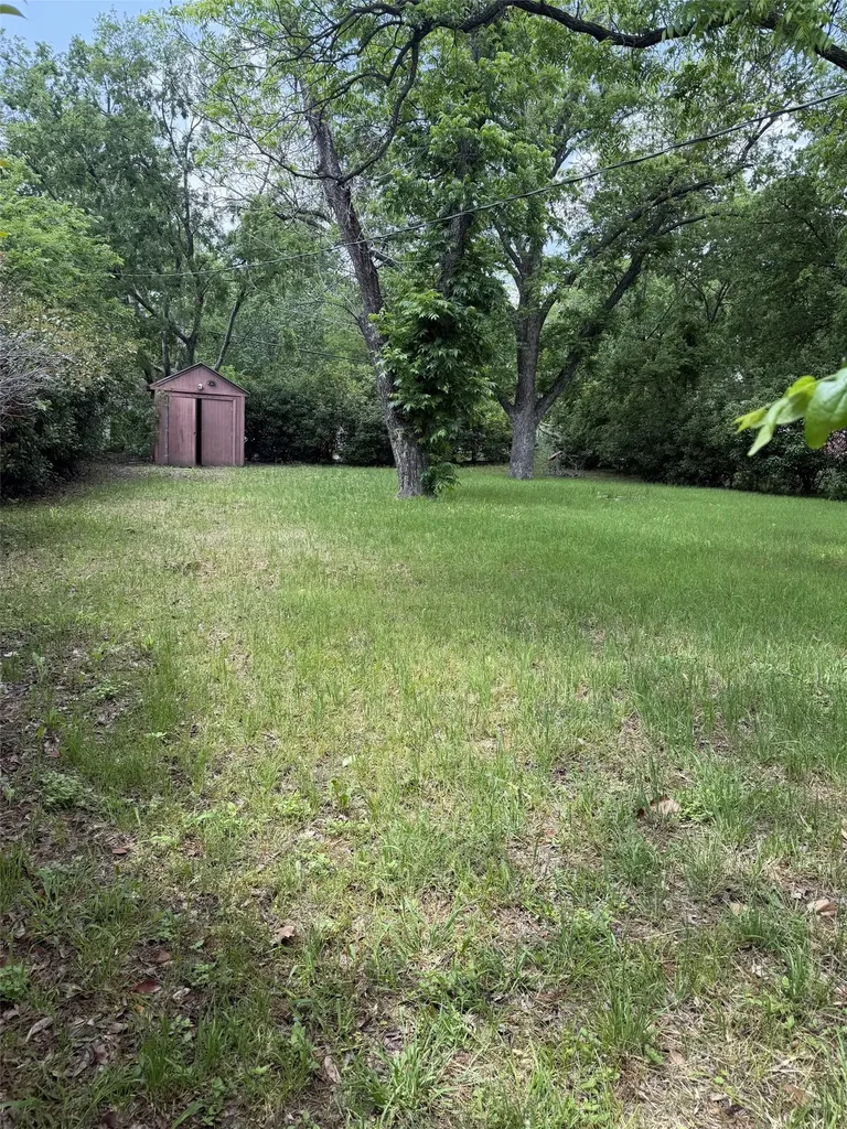 3217 Lakeland Street Fort Worth TX 76111