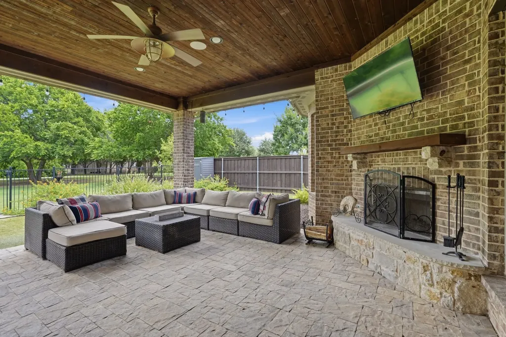2626 Exall Street Flower Mound TX 75022
