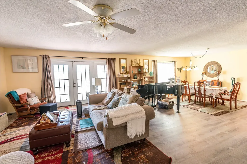 121 Fairway Drive Nocona TX 76255